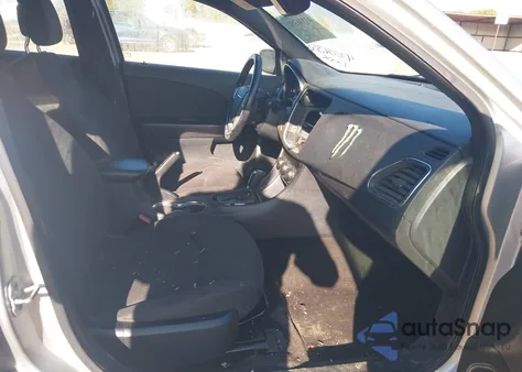 2012 Chrysler 200 Touring from USA, damaged, VIN 1C3CCBBB5CN205078